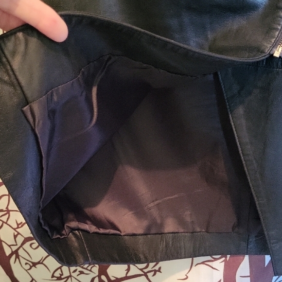 Lord & Taylor Black Knee-Length Pencil Skirt - Picture 5 of 5